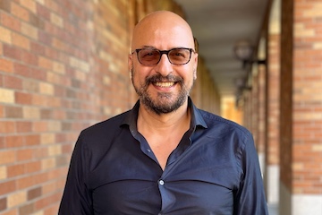 Mehran Mesbahi headshot